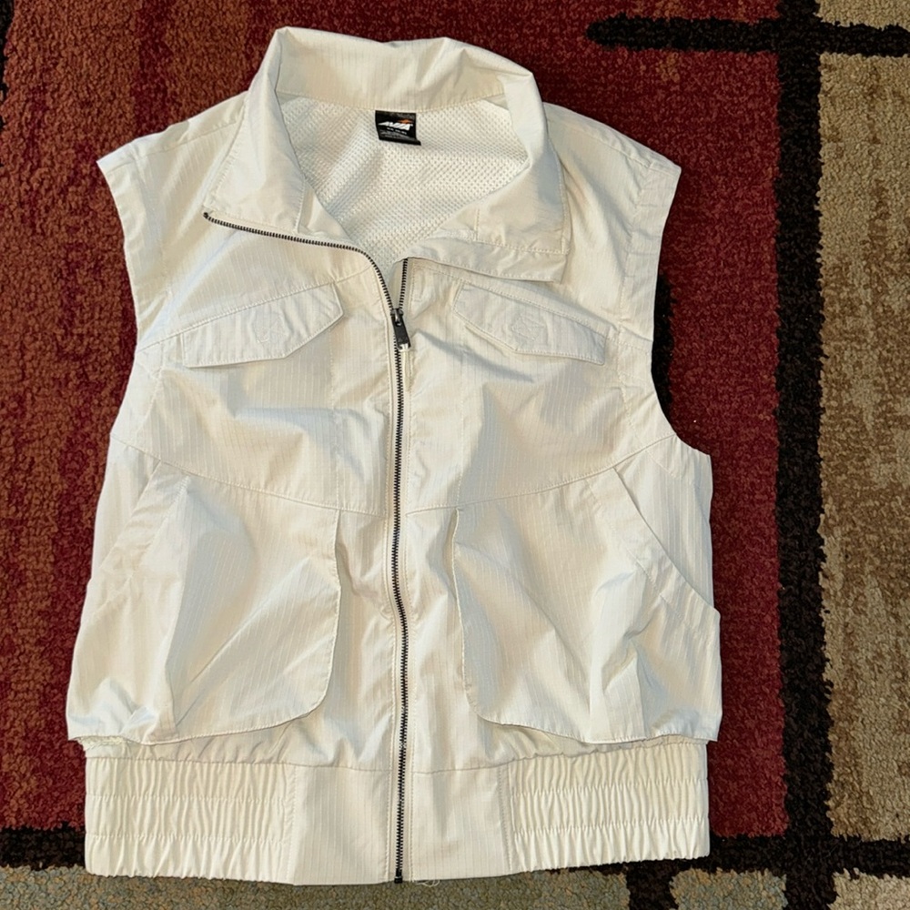 Avia Women's Lightweight Trail Cargo‎ Vest